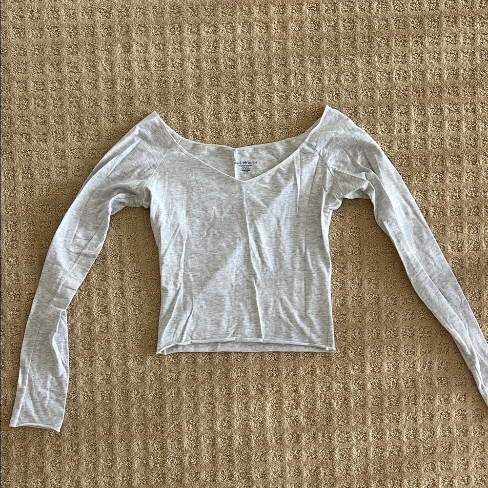 Brandy Melville Long Sleeve Top